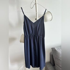 Aritzia Babaton Wallace Sleeveless Dress